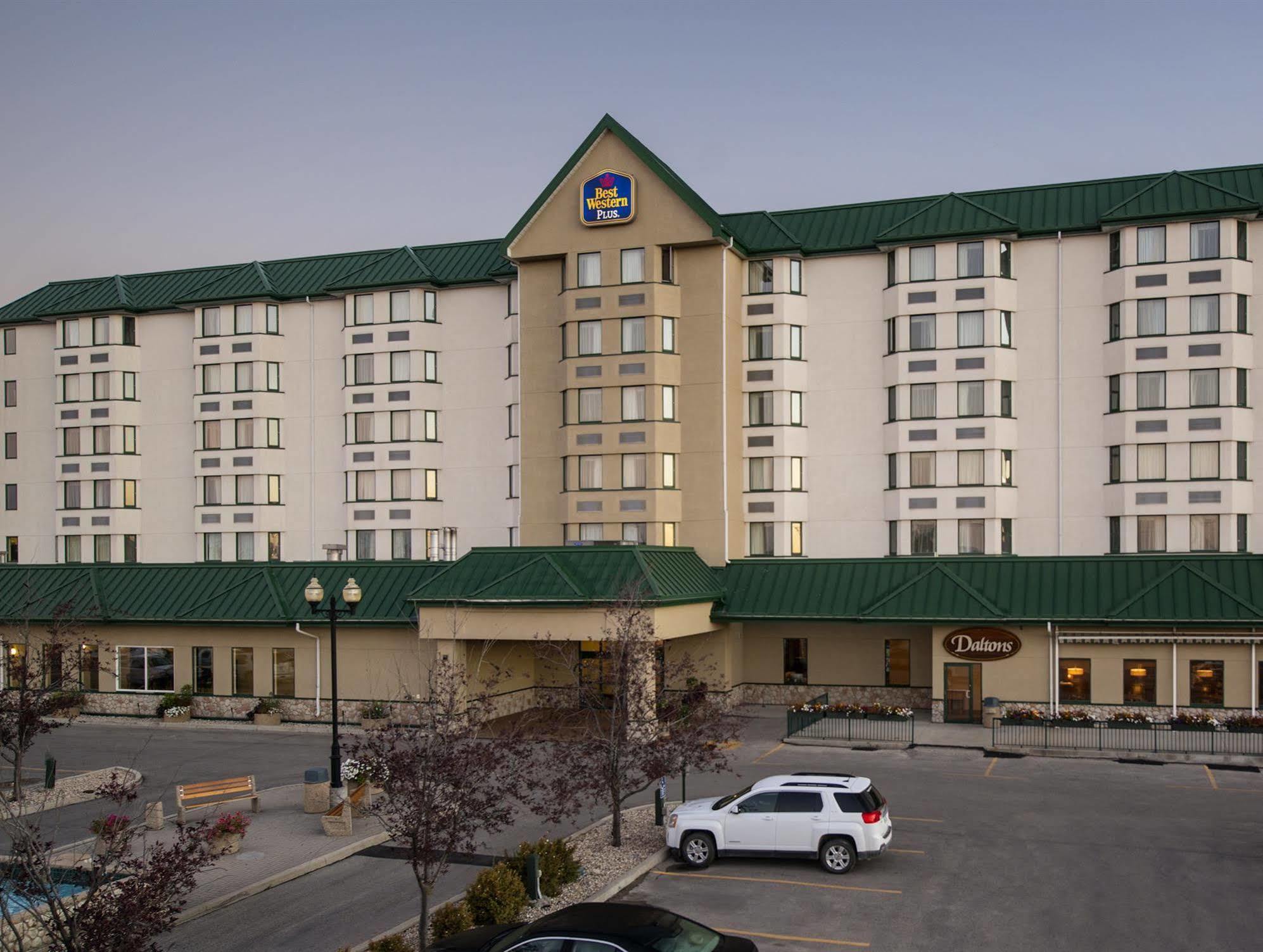 Best Western Plus Winnipeg Airport Hotel Exteriér fotografie