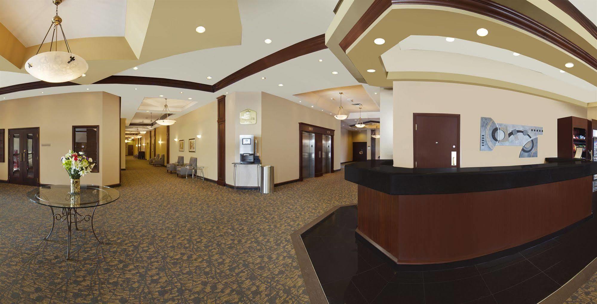 Best Western Plus Winnipeg Airport Hotel Exteriér fotografie